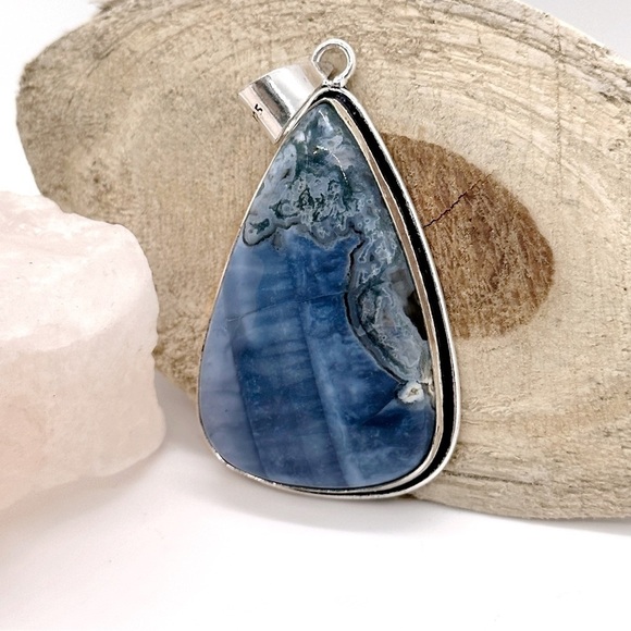 FLASHY Gorgeous Owyhee Opal Silver Gemstone Pendant Necklace - Picture 2 of 5